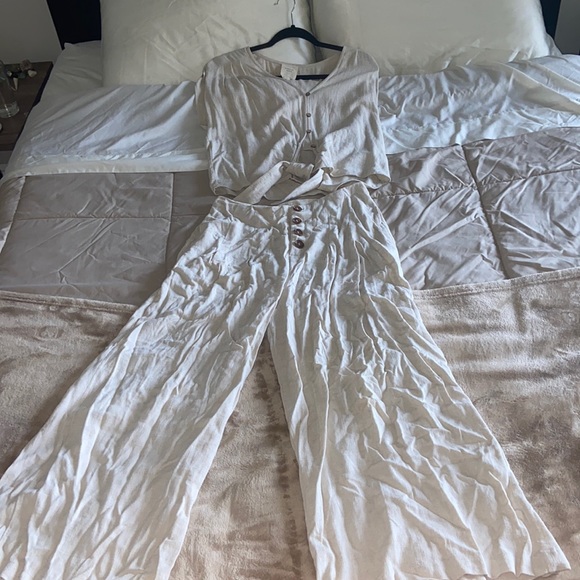 2 piece set top size - Picture 2 of 3